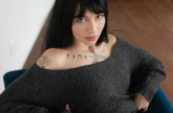 （（Suicide Girls）2025年6月21日 – Psylunar – 房屋中最好的景色（53p）