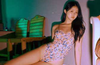 Inah 이나, SWEETBOX Photobook ‘Mini’Set.01