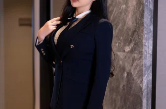 [Xiuren秀人网]2023.05.25 NO.6797 田冰冰[390MB-76photos]