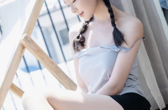 Cosplay 年年Nnian 春風