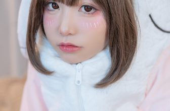 Nekokoyoshi 爆机少女喵小吉, 写真集 超合金 Naked Fish Suit