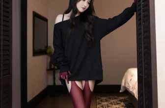 鱼子酱Fish 内购无水印 10790 红与黑[1.06GB-120photos]