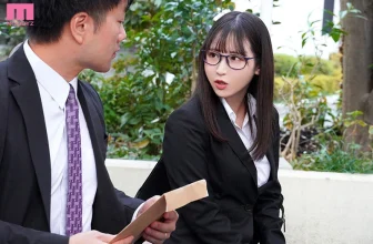 (動圖) 小野六花 嚴肅開朗的下屬突然在共用房間裡變得淫蕩、猥瑣…(19P)