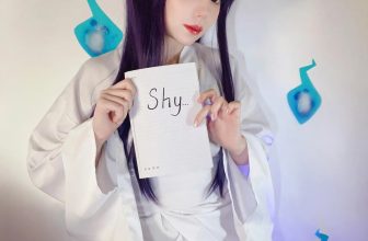 Caticornplay – Ghost Komi