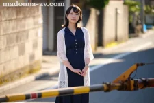 (動圖) 新人長崎由希音 30 歲 AV 出道 清晰的感覺和不斷上升的好奇心。 (16P)