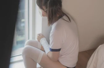 [PATREON] Masked Shojo – The girl has no puzzy hair[106MB-58photos]