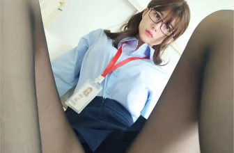 [網路收集系列]福利姬 眼醬大魔王w《 黑絲OL 》VIP 福利帖[37P]