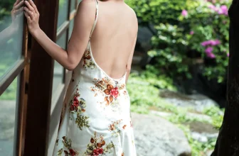 [出口亜梨沙] 熟女身材又白又嫩讓人理智線斷掉 (25 Photos)