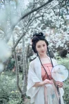 年年Nnian – 三月榕 March Banyan Tree[193MB-51photos]