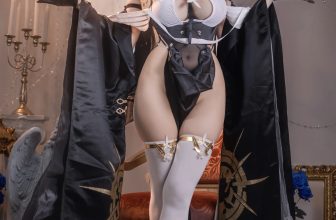 Cosplay 日本性感萝莉Byoru HMS Implacable