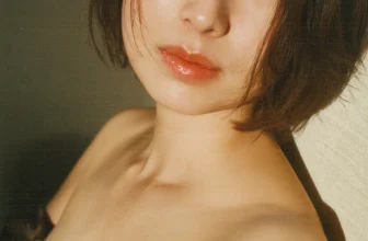 Wakana Abe 安部若菜, 1st 写真集 「愛される予感」 Set.05