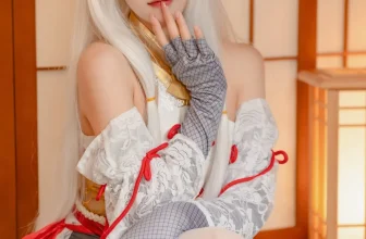 咬一口兔娘ovo (Yaokoututu) cosplay White Silk Walnu – Eternal Calamity