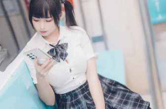 慕慕Momo – 電車通學少女完整版[3963MB-64photos]