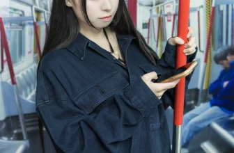 Littlesshine 晴兒 – 清纯美乳嫩模 演绎电车内剧情[1693MB-249photos]