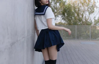 陆萱萱 内购无水印 9305 死库水[740MB-80photos]