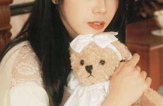 YiTuYu艺图语 Vol.8568 Pai Pai (18P)